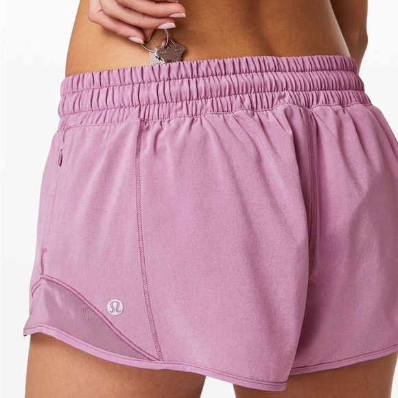 SOLD Lululemon Hotty Hot Short II 2.5” Size 8 Jubilee Purple - Picture 3 of 6